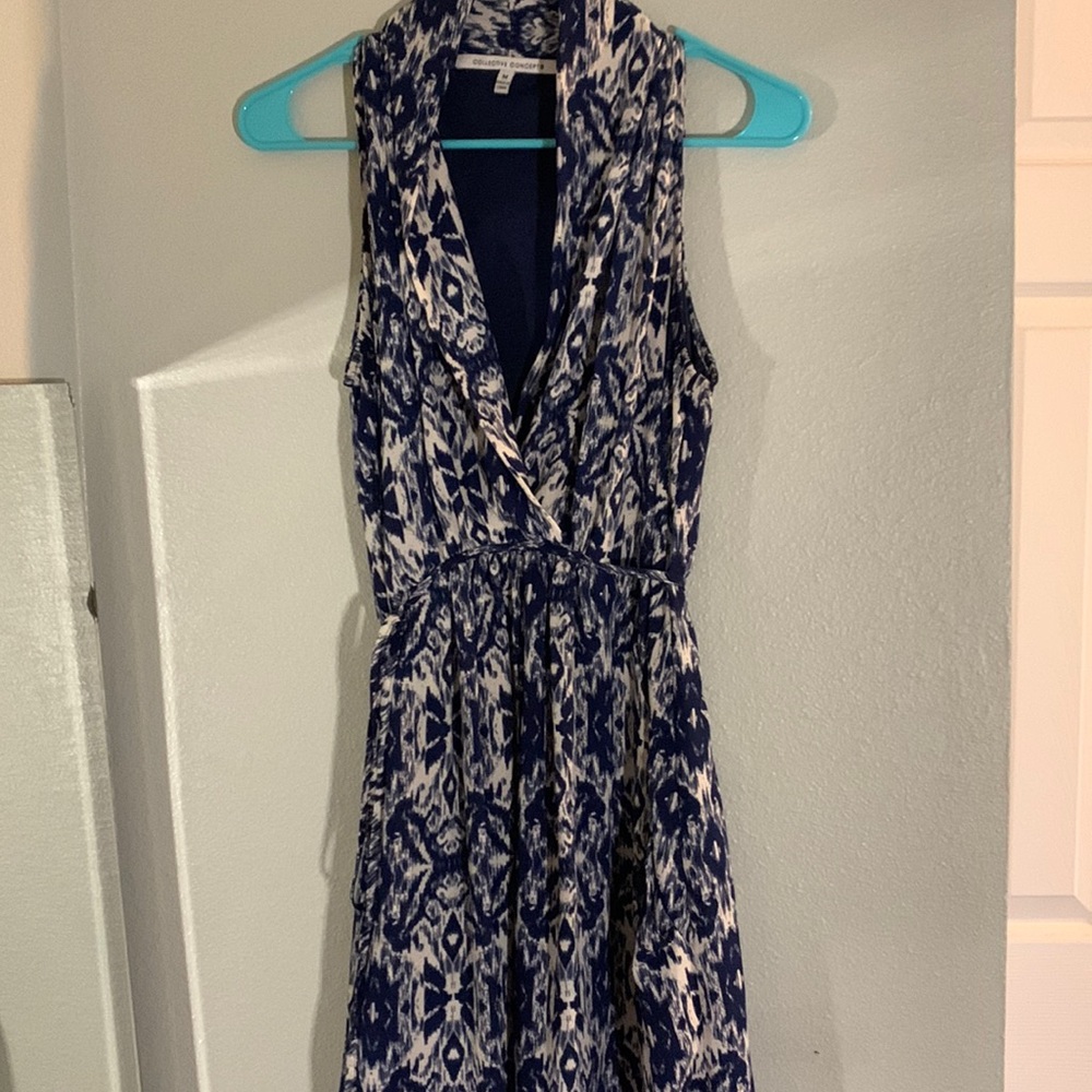 Collective concepts dress with pockets!